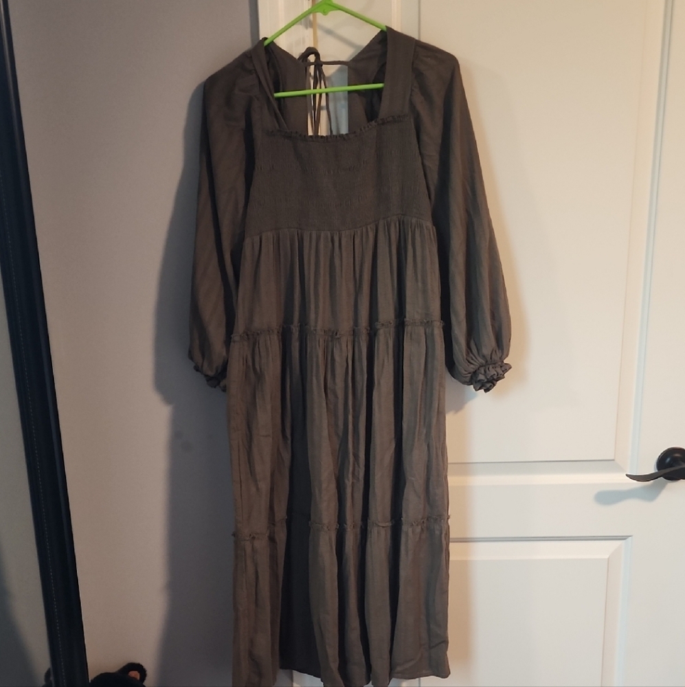 Cute Army Green Women's Dress With Stretch In Bust Area And Ties In The Back.